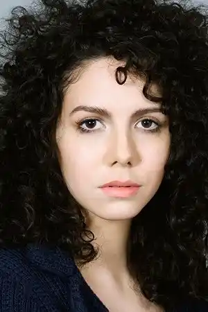 Lauren Molina fotoğrafı