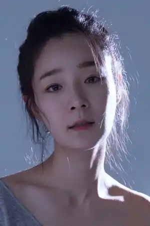 Lee Ga-kyung fotoğrafı