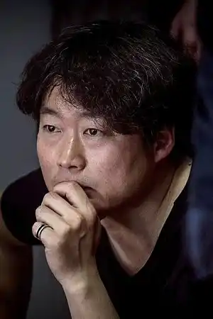 Lee Jeong-beom fotoğrafı