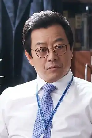 Lee Ki-young fotoğrafı