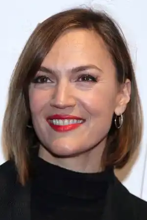 Lesley Fera fotoğrafı