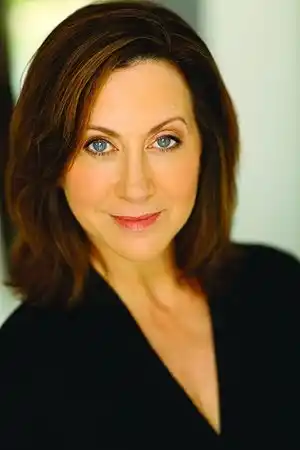 Leslie Castay fotoğrafı