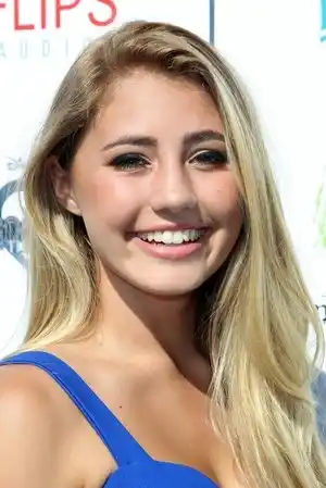 Lia Marie Johnson fotoğrafı