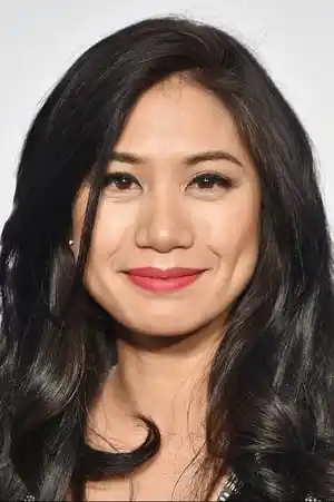 Liza Lapira fotoğrafı