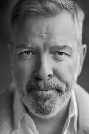 Lloyd Hutchinson fotoğrafı