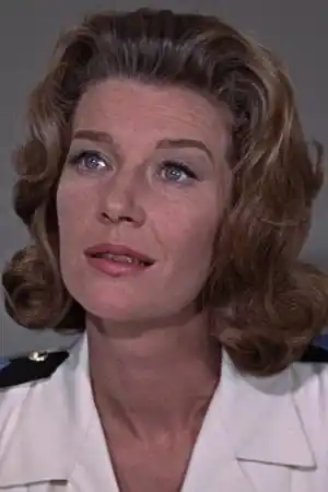 Lois Maxwell fotoğrafı