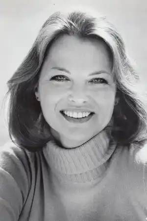 Louise Fletcher fotoğrafı