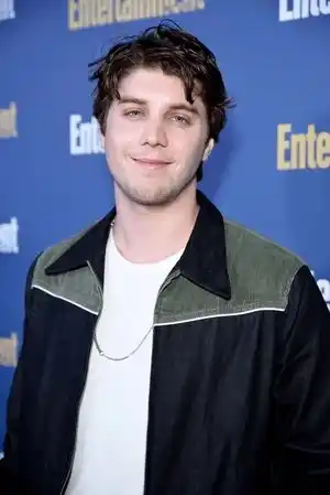 Lucas Timothy Thompson fotoğrafı