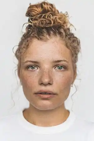 Luisa-Céline Gaffron fotoğrafı