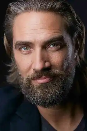 Lukas Hassel fotoğrafı