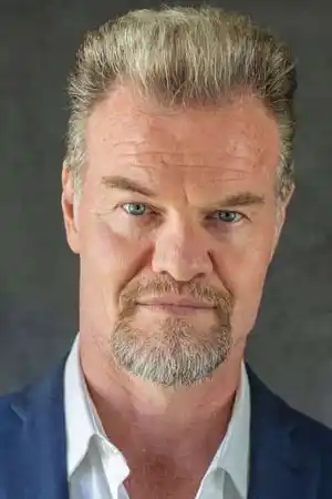 Luke Massy fotoğrafı