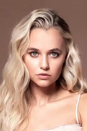 Madison Iseman fotoğrafı