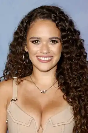 Madison Pettis fotoğrafı