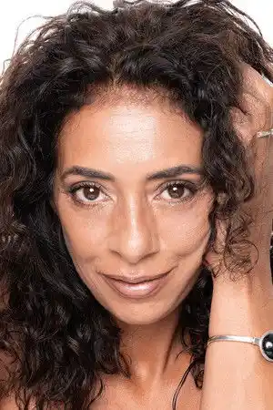 Manal Awad fotoğrafı