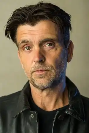 Matt Brewer fotoğrafı