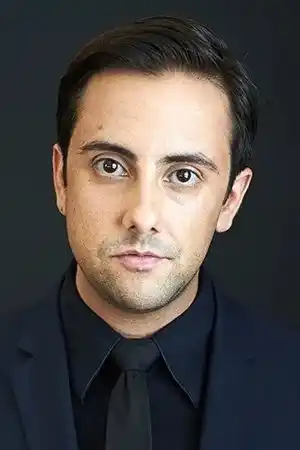 Matthew Gouveia fotoğrafı