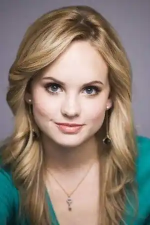 Meaghan Jette Martin fotoğrafı