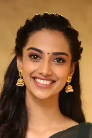 Meenakshi Chaudhary fotoğrafı