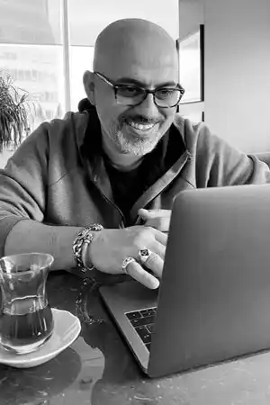 Mehmet Ada Öztekin fotoğrafı