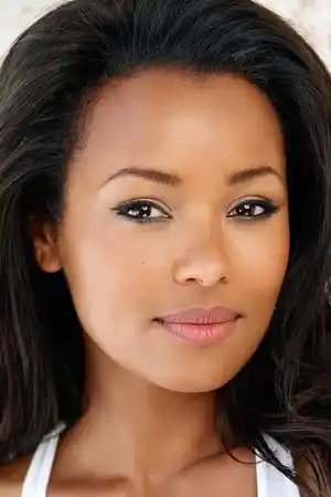 Melanie Liburd fotoğrafı