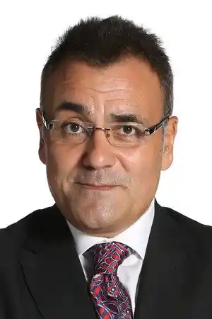 Mesut Yar fotoğrafı