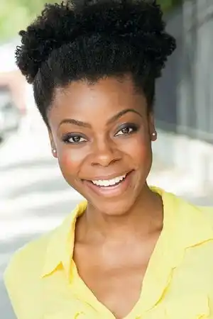 Mia Ellis fotoğrafı