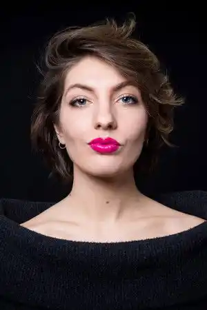Michaela Holla fotoğrafı