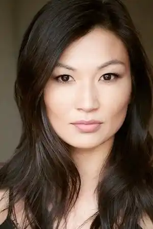 Michelle Krusiec fotoğrafı