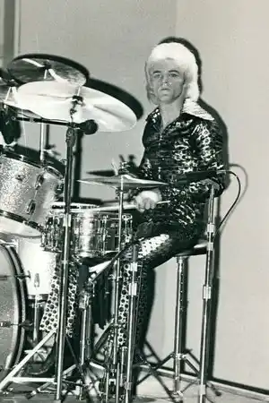 Mick Woodmansey fotoğrafı