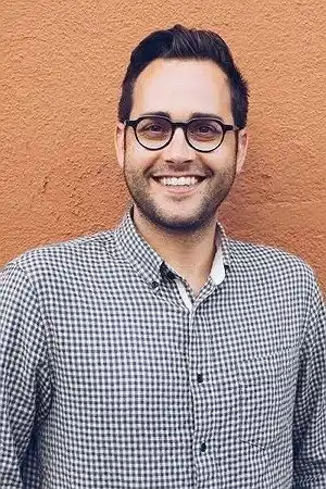 Mike Vukadinovich fotoğrafı