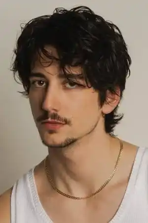 Milo Manheim fotoğrafı