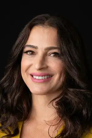 Mine Çayıroğlu fotoğrafı
