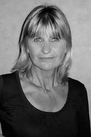 Mirella Pascual fotoğrafı