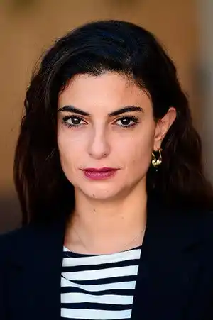 Mounia Akl fotoğrafı