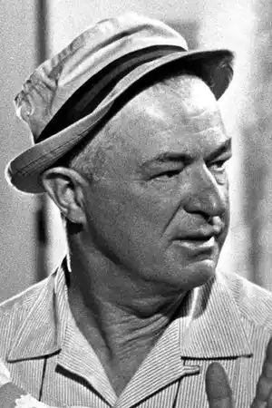 Nathan Juran fotoğrafı