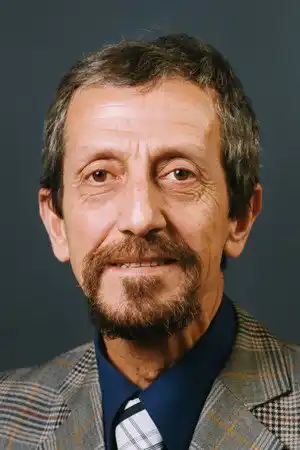 Necdet Yakın fotoğrafı
