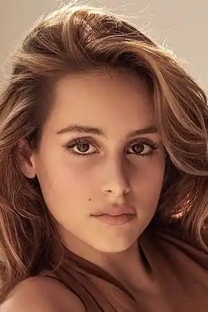 Nell Verlaque fotoğrafı
