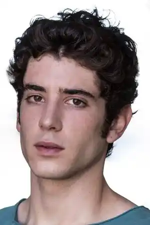 Nicolas Maupas fotoğrafı