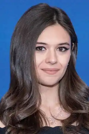 Nicole Maines fotoğrafı