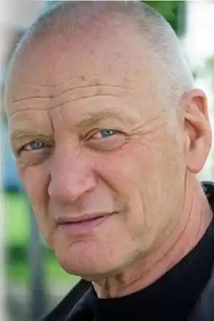 Nigel Bennett fotoğrafı