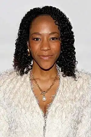 Nikki M. James fotoğrafı