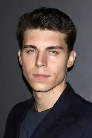 Nolan Gerard Funk fotoğrafı