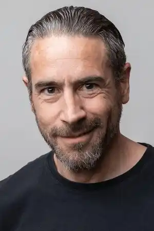 Ola Rapace fotoğrafı