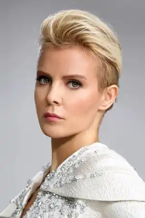 Ömür Gedik fotoğrafı