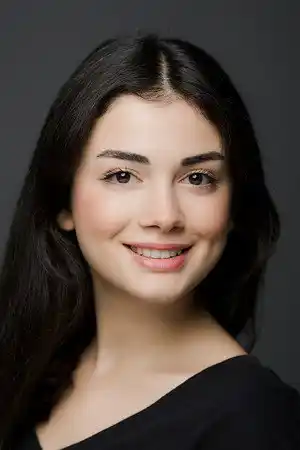 Özge Yağız fotoğrafı