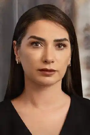 Öznur Kula fotoğrafı