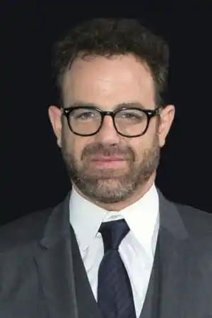 Paul Adelstein fotoğrafı