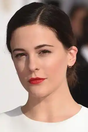 Phoebe Fox fotoğrafı