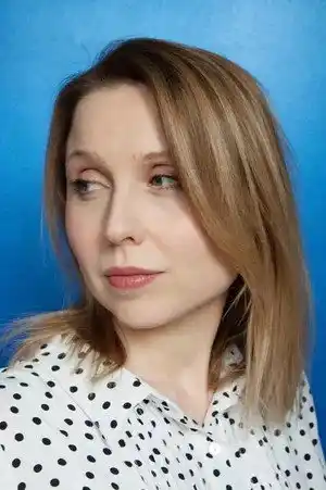 Polly Findlay fotoğrafı