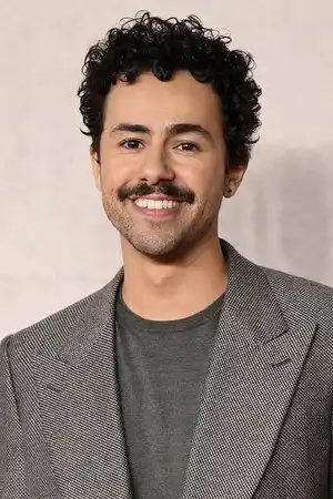Ramy Youssef fotoğrafı